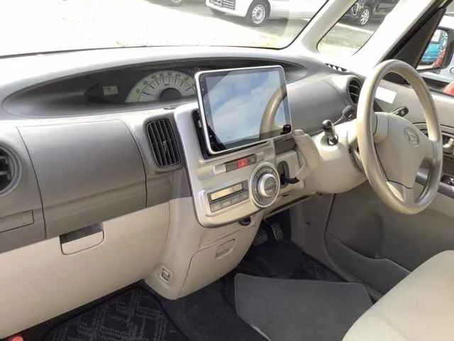 Daihatsu Tanto  с аукциона в Японии