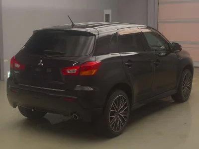 Mitsubishi RVR
