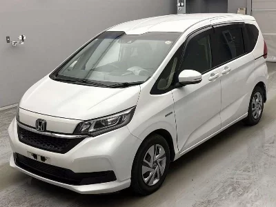 HONDA FREED + HYBRID