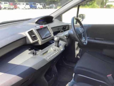 Honda Freed Spike