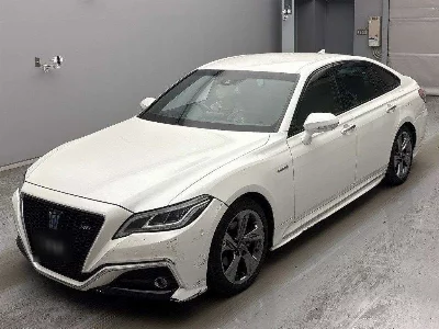Toyota CROWN HYBRID