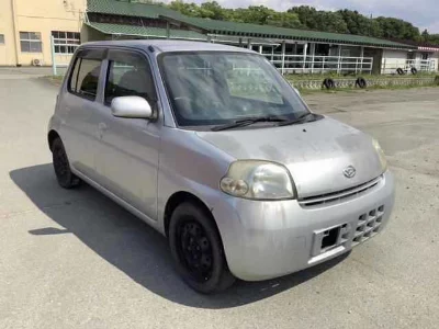 Daihatsu Esse