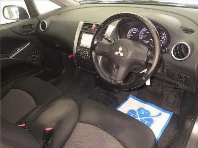 Mitsubishi Colt Plus