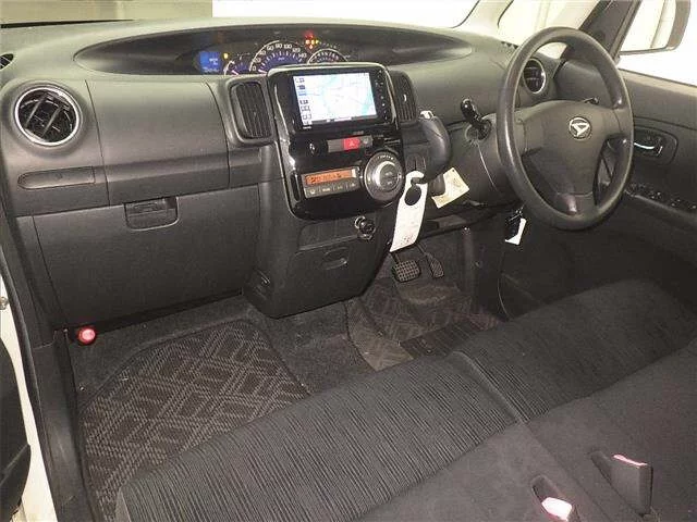 Daihatsu Tanto  с аукциона в Японии