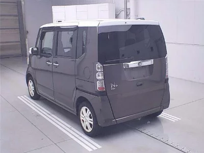 HONDA N BOX +