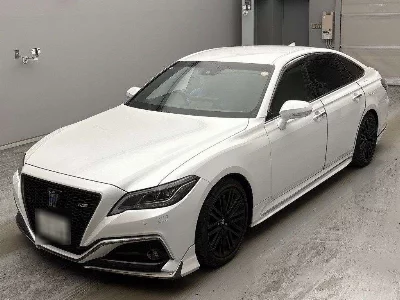 Toyota CROWN HYBRID