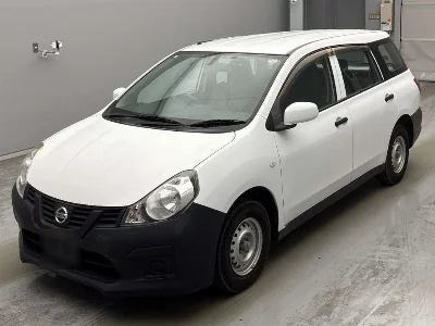 Nissan AD