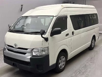 TOYOTA HIACE COMMUTER