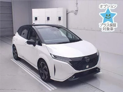 NISSAN AURA