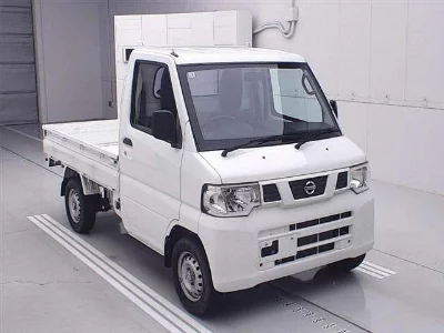 NISSAN CLIPPER