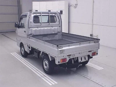 NISSAN NT100 CLIPPER