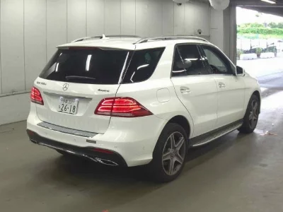 Mercedes-Benz M-class