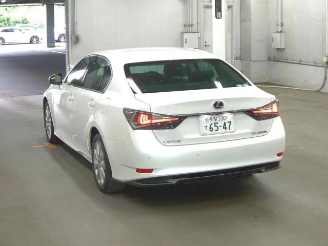 Lexus GS  с аукциона в Японии
