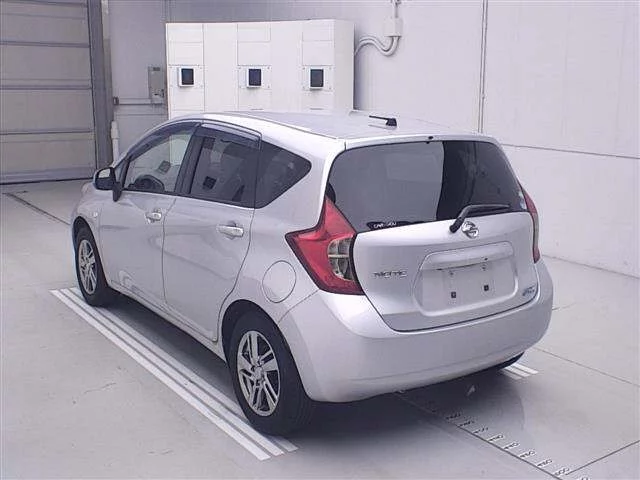 Nissan Note  с аукциона в Японии