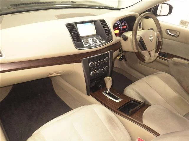 Nissan Teana  с аукциона в Японии