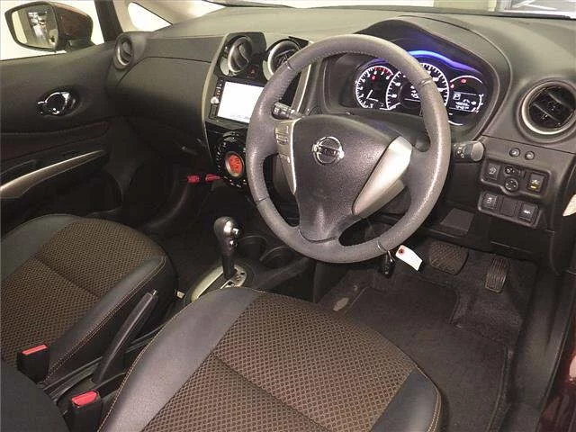 Nissan Note  с аукциона в Японии