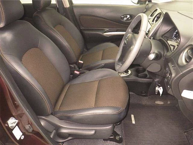 Nissan Note  с аукциона в Японии
