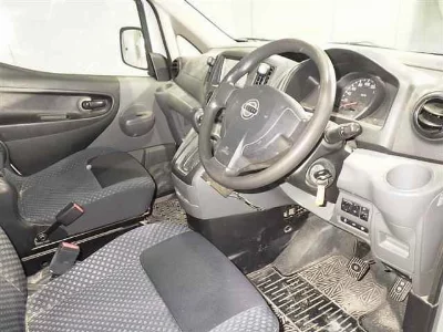 Nissan NV200 VANETTE VAN