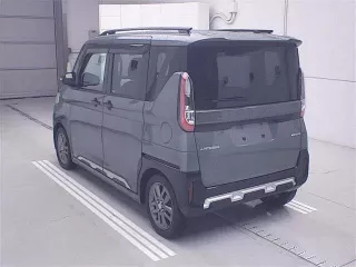 Mitsubishi Delica Mini
