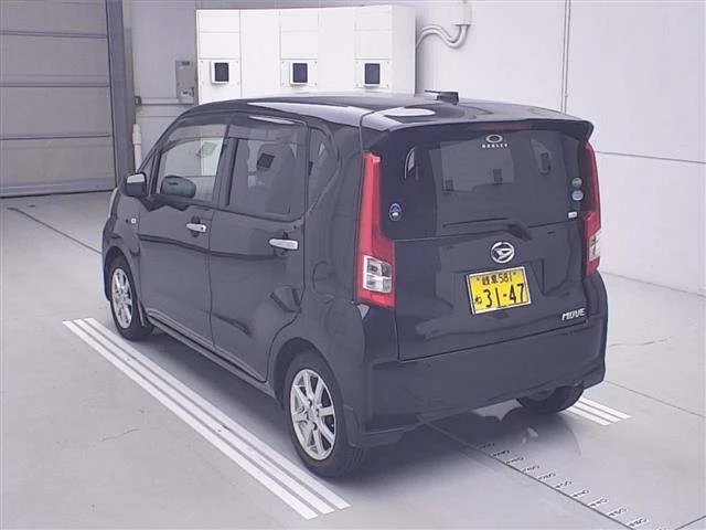 Daihatsu Move  с аукциона в Японии
