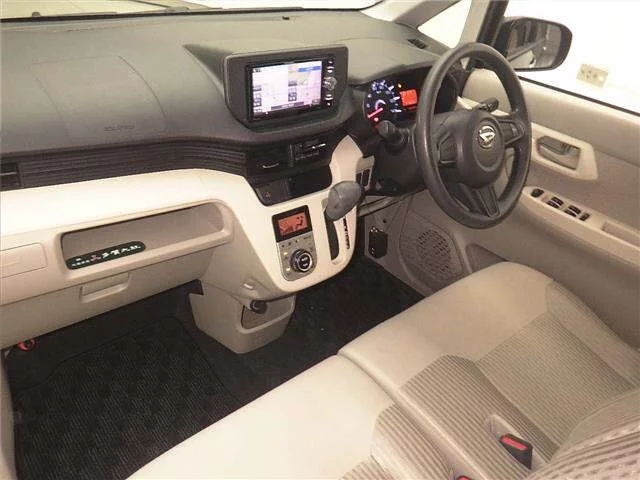 Daihatsu Move  с аукциона в Японии