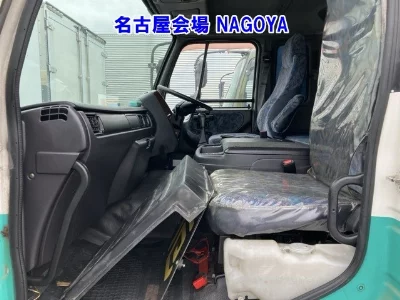 NISSAN DIESEL (UD) BIG THUMB