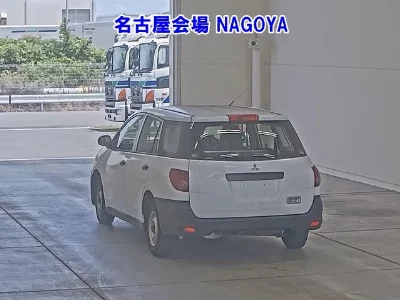 Mitsubishi LANCER CARGO