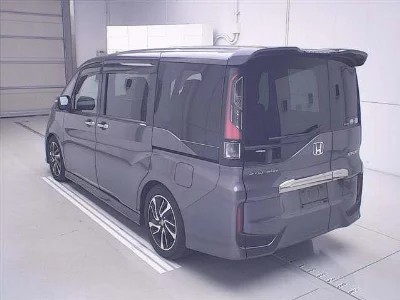 Honda STEPWGN SPADA