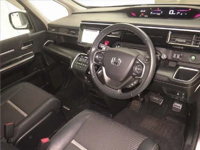 Honda STEPWGN SPADA
