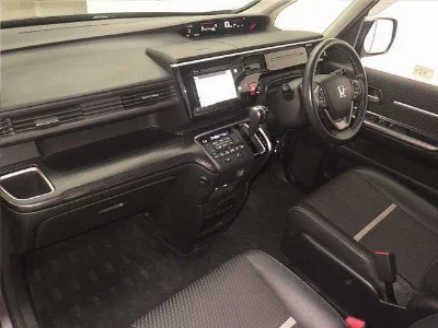Honda STEPWGN SPADA
