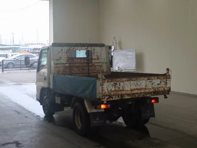 MITSUBISHI CANTER