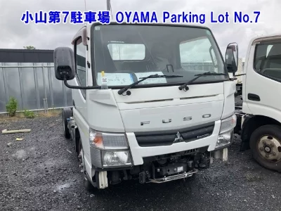 MITSUBISHI CANTER
