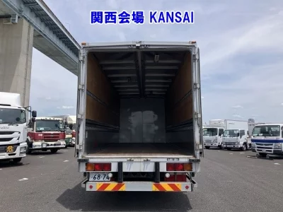 MITSUBISHI FUSO FIGHTER