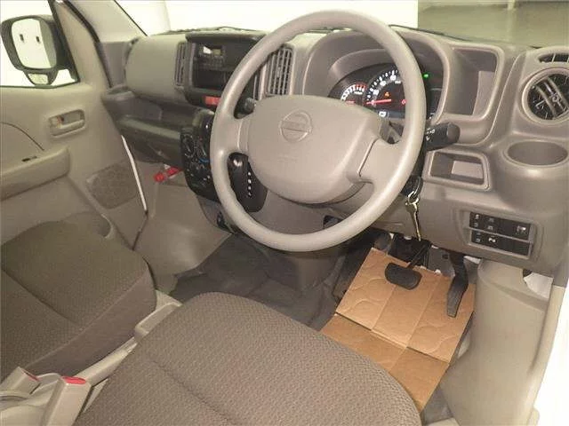Nissan Clipper  с аукциона в Японии