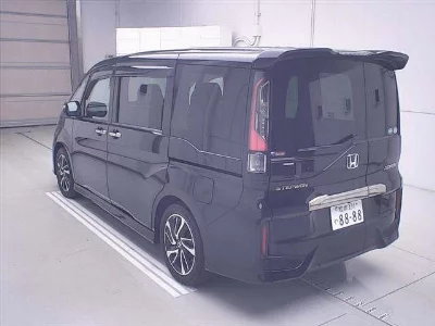 Honda STEPWGN SPADA