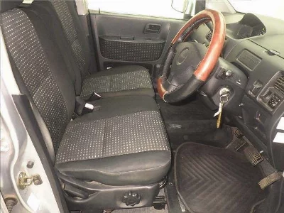 Nissan Otti