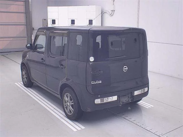Nissan Cube  с аукциона в Японии