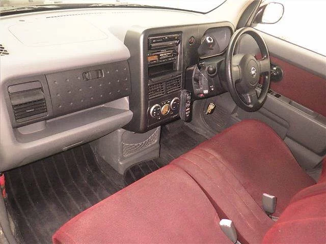 Nissan Cube  с аукциона в Японии