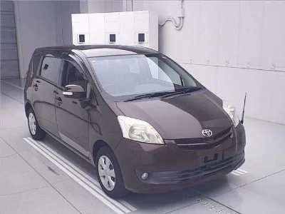 Toyota Passo Sette
