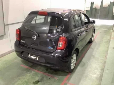 Nissan March