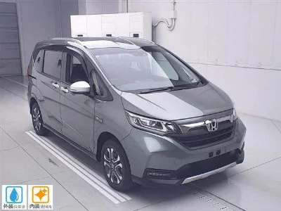 HONDA FREED+