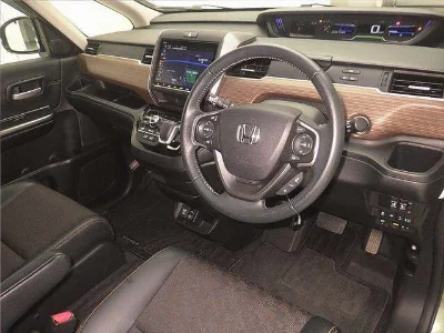 HONDA FREED+