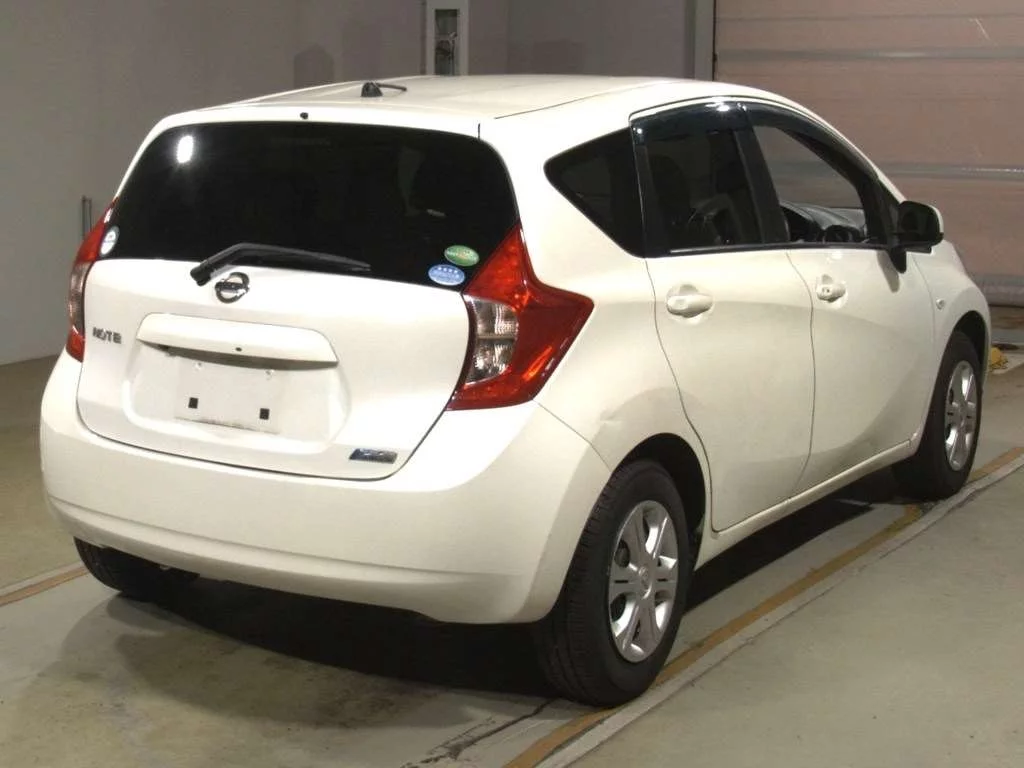 Nissan Note  с аукциона в Японии