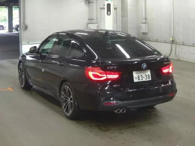 BMW 3 SERIES