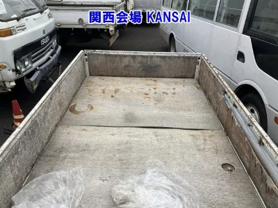 Mazda Titan
