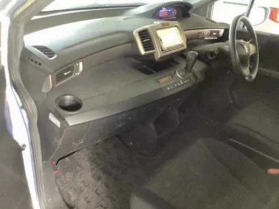 Honda Freed Spike