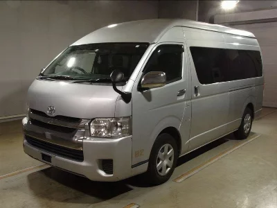 TOYOTA HIACE WAGON