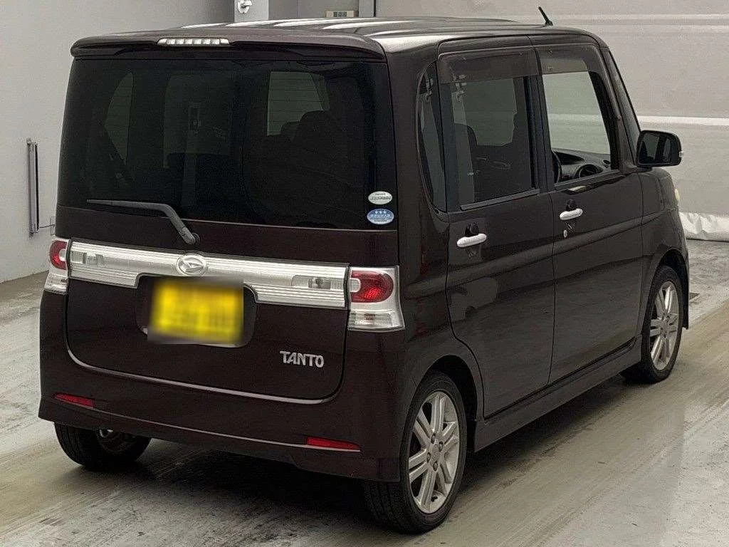 Daihatsu Tanto  с аукциона в Японии