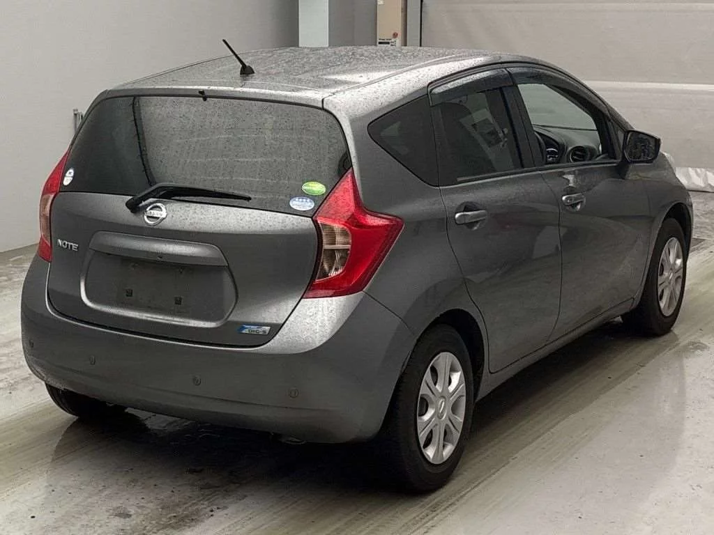 Nissan Note  с аукциона в Японии