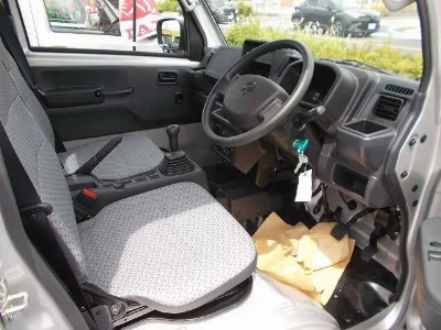 NISSAN CLIPPER